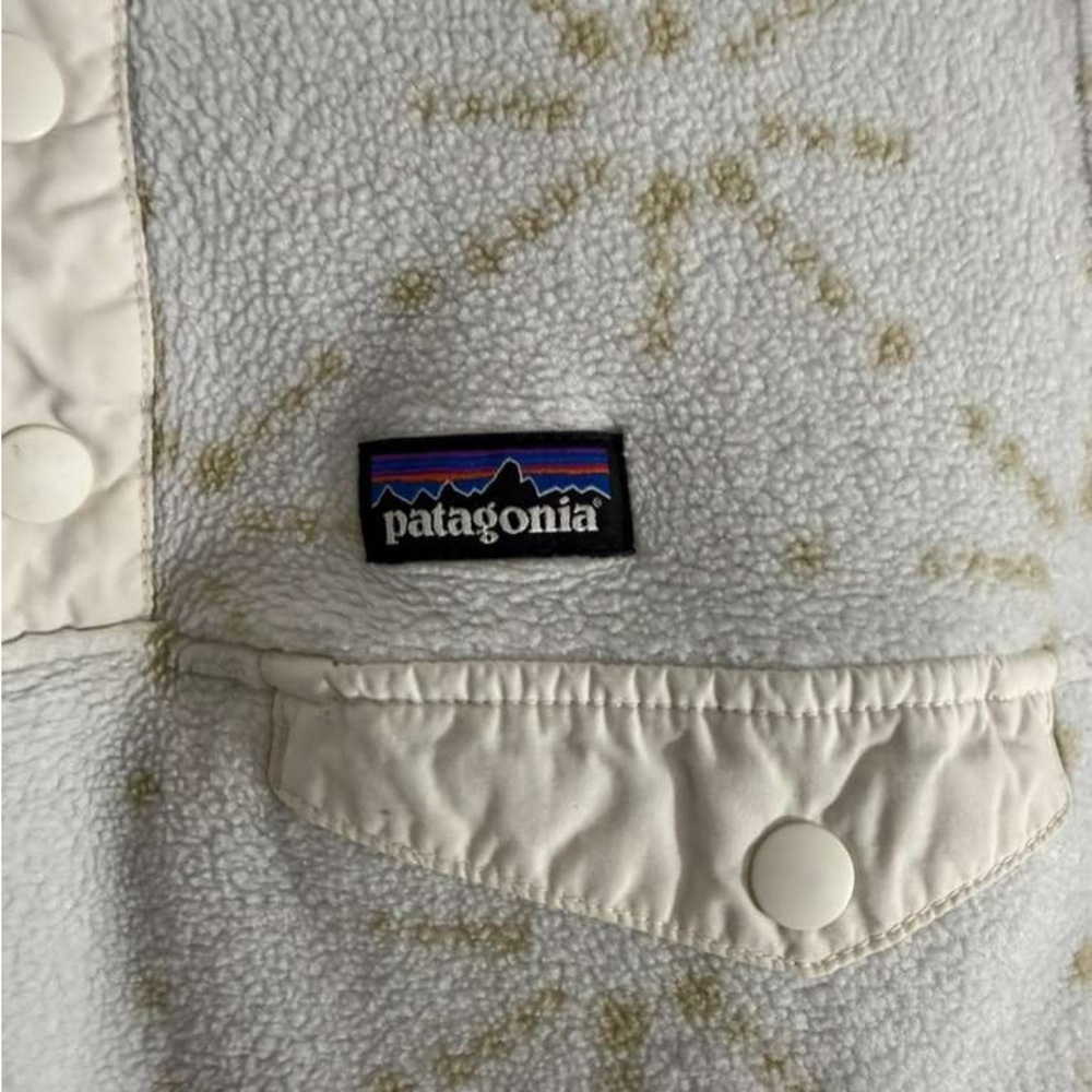 Patagonia Cream and Gold Fleece Jacket - Picture 3 of 7